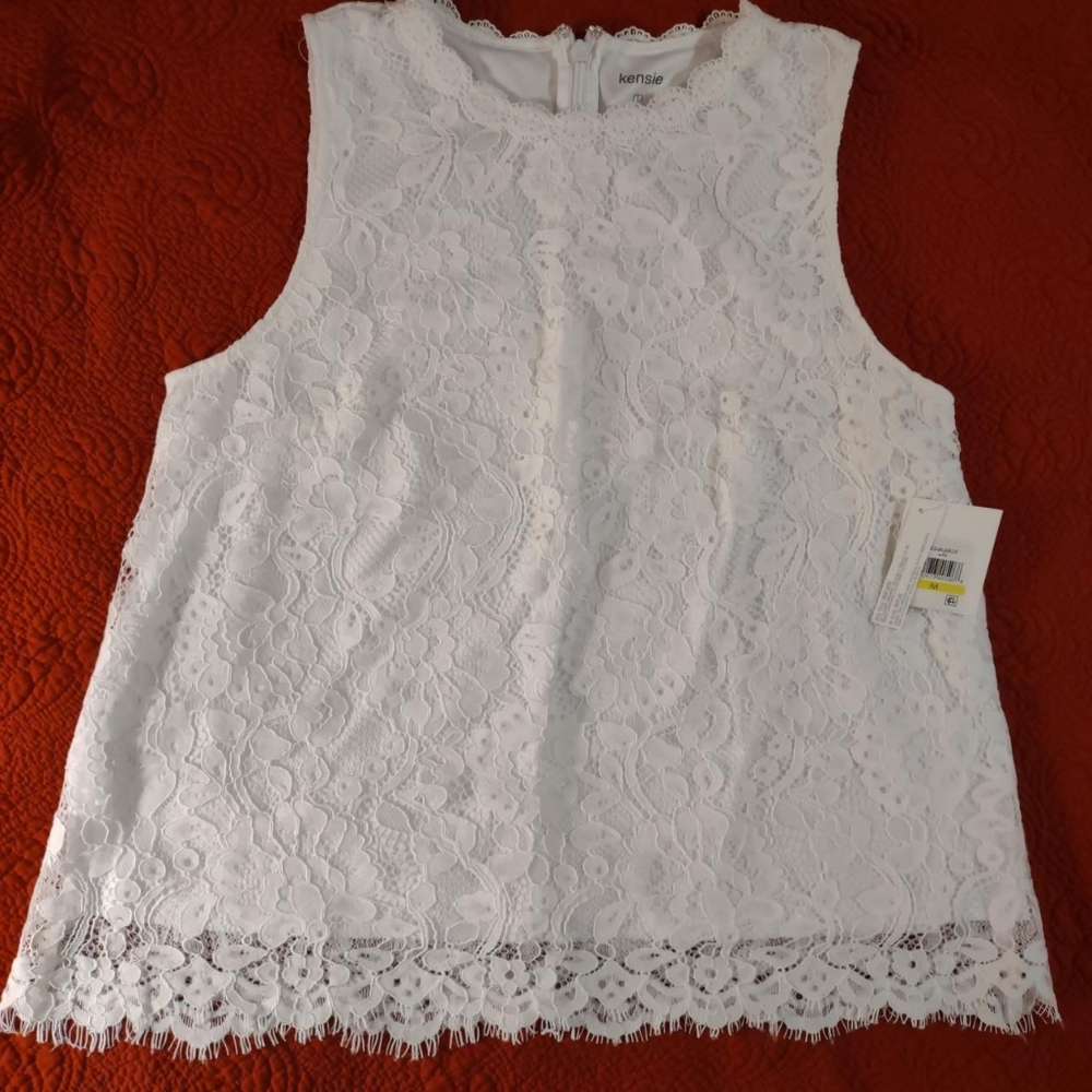 Kensie NWT white lacy tank medium.